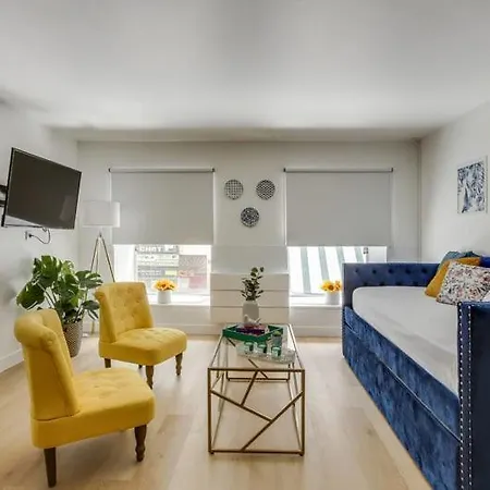 Modern French Studio Charm In The City Paris