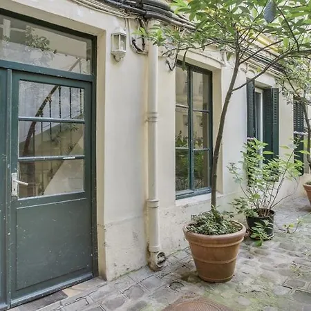 Modern French Studio Charm In The City Apartment Paris
